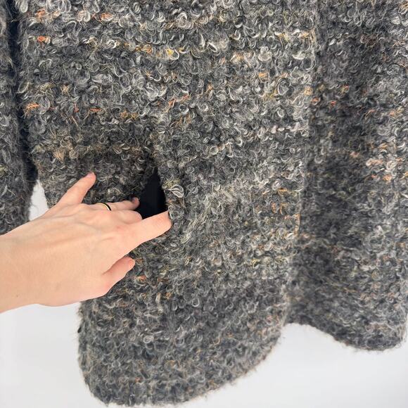 Zara Womens Gray Bouclé Wool Blend Oversized Jacket M Dark Academia Minimalist - Picture 5 of 8